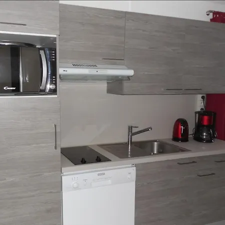 Belle Plagne 1 6 Pers Du Dimanche Au Dimanche Au Pieds *