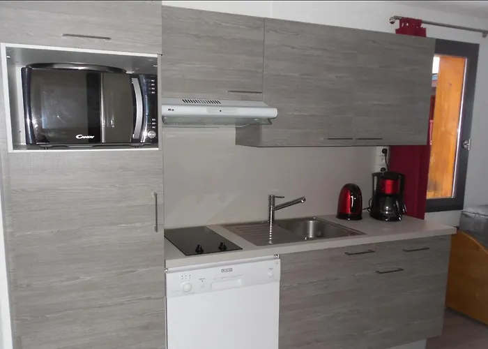 Belle Plagne 1 6 Pers Du Dimanche Au Dimanche Au Pieds *